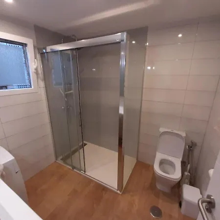 Apartament 1a Linea Anri