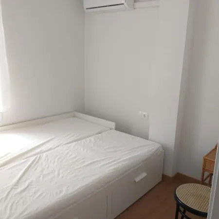 Апартаменты 1a Linea Anri Торевьиа