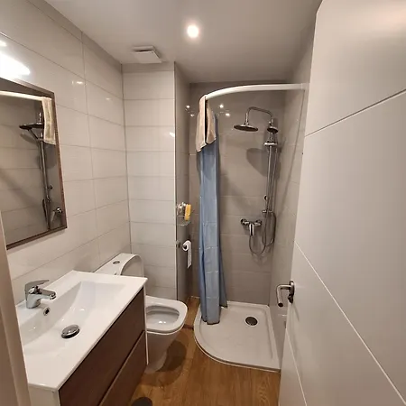 1a Linea Anri Апартаменты Торевьиа