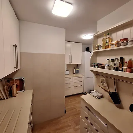 1a Linea Anri Апартаменты